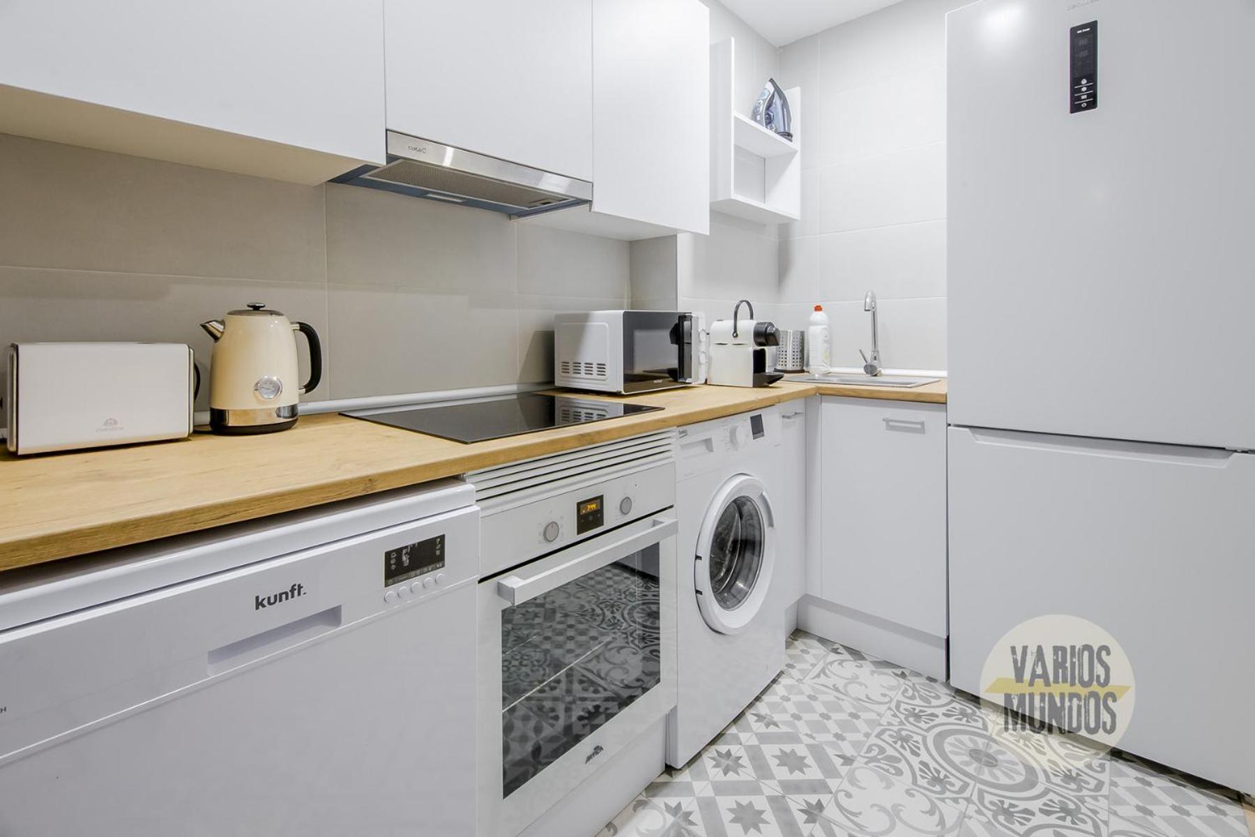 Cool 9pax En Plena Plaza De Chueca Appartement *